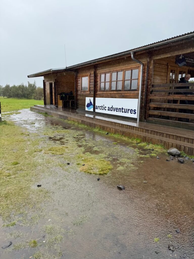 Skaftafell 冰川健行